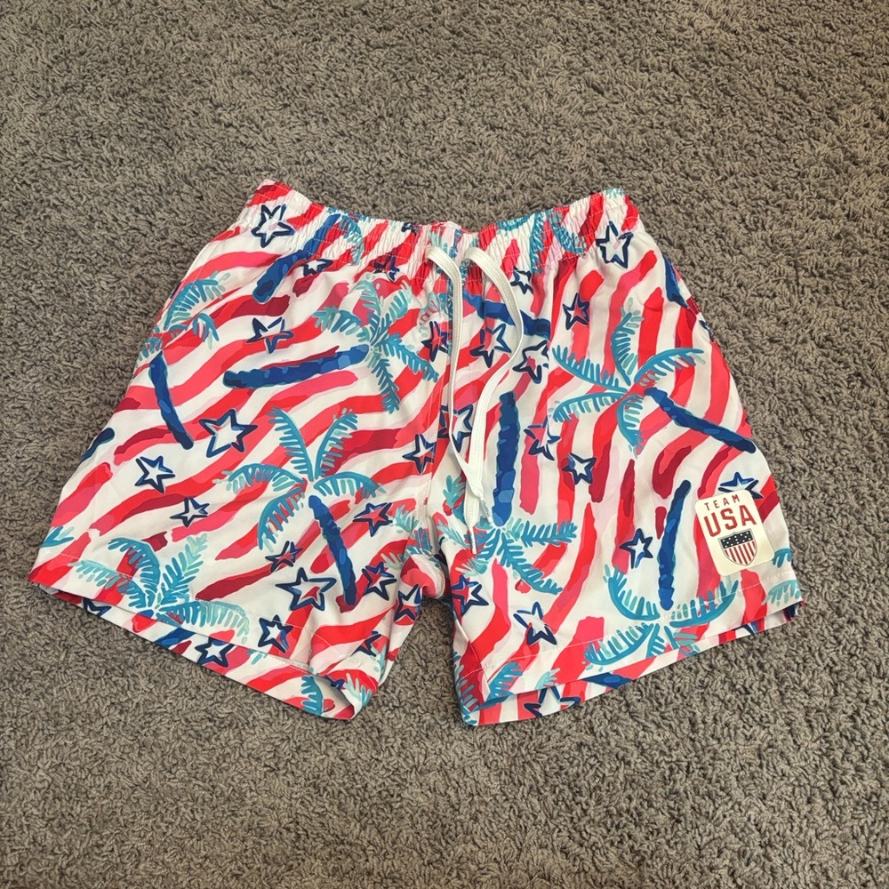 Team USA Palm Tree Print Swim Shorts - Red, White & Blue Chubbies S 5.5 inseam